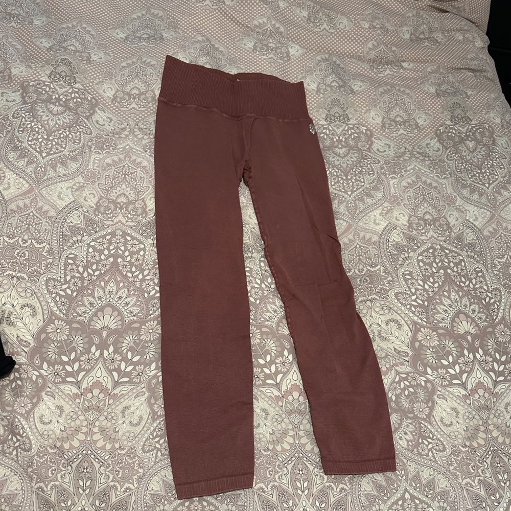 Free People Mauve workout leggings